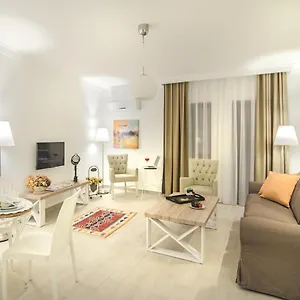 Rodina Apart Otel Kuşadası