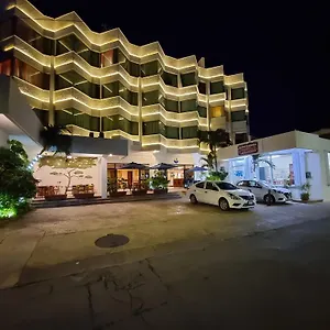 Plaza מלון קוזומל