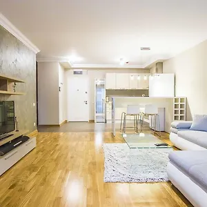 Incity Premium Garden Stay-Central Apartments &Private Terrace Bucarest