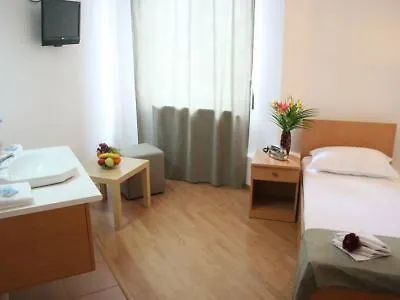 Hotel Sir Gara De Nord Bucharest Romania