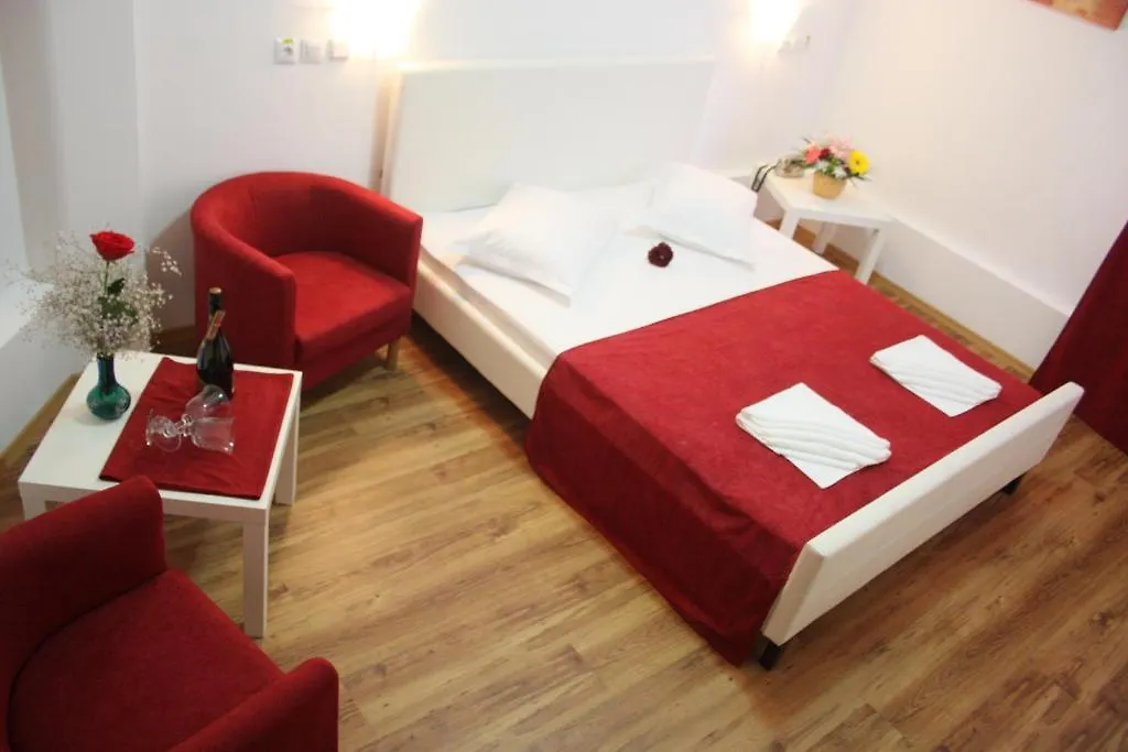Hotel Sir Gara De Nord Bucharest 0*,